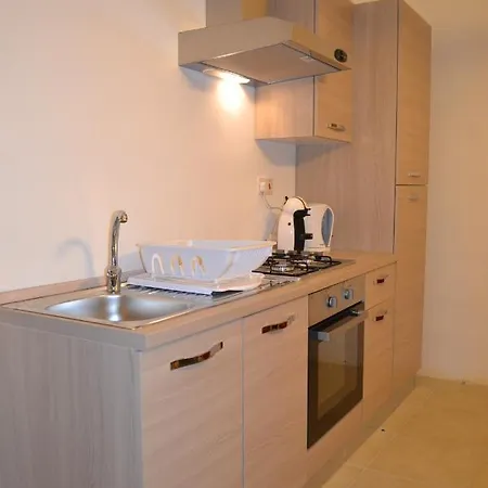 La Luna Town House * סליאמה